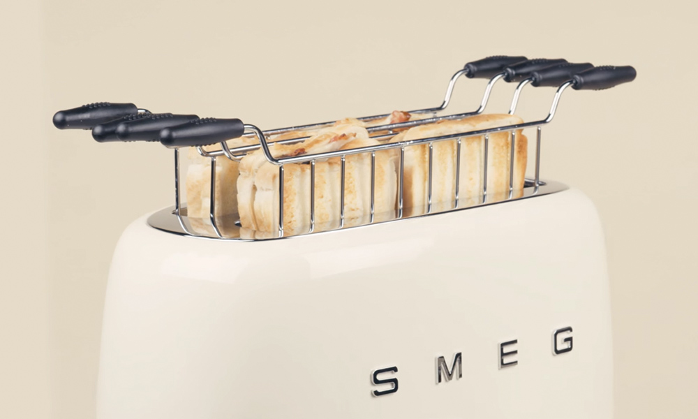 Review Smeg TSF02 50′s Retro Style Four Slice Toaster Latest News