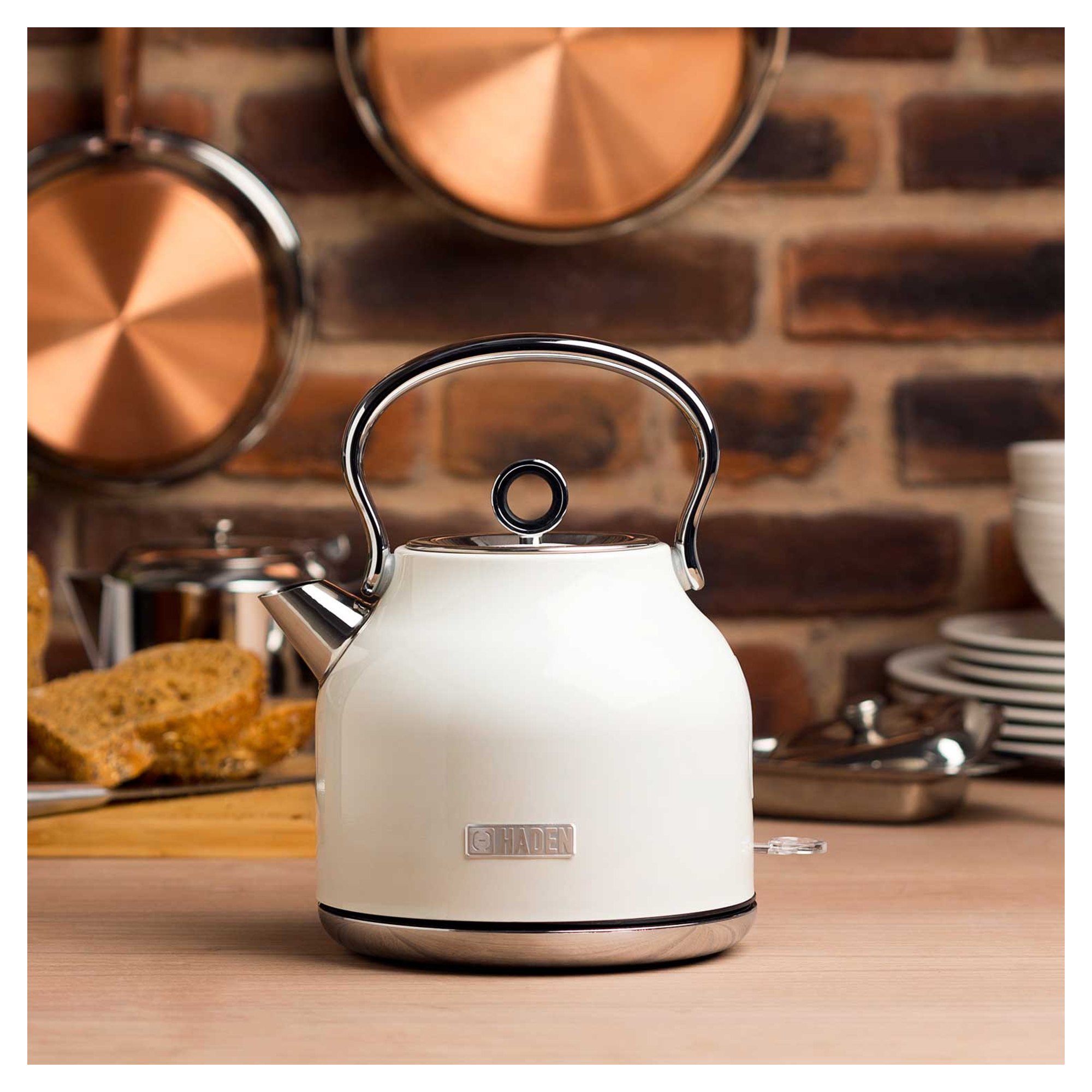 Haden 192769 Heritage 3000W 1.7L Kettle Hughes Trade