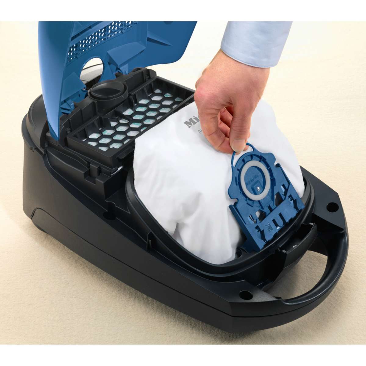 Miele Classic C1 Junior PowerLine SBAD1 Vacuum Cleaner Hughes